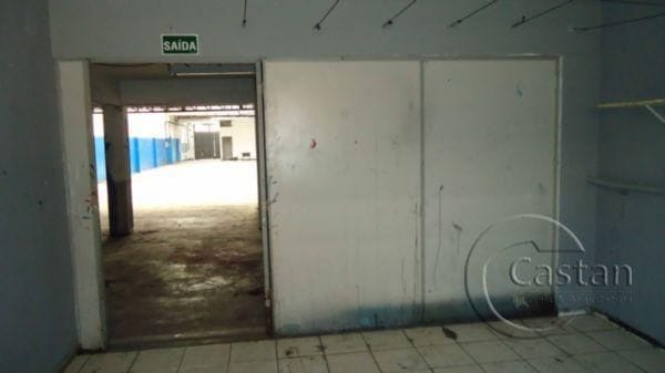 Galpão / Barracão com 770m², para alugar, no bairro Vila Bertioga em São Paulo