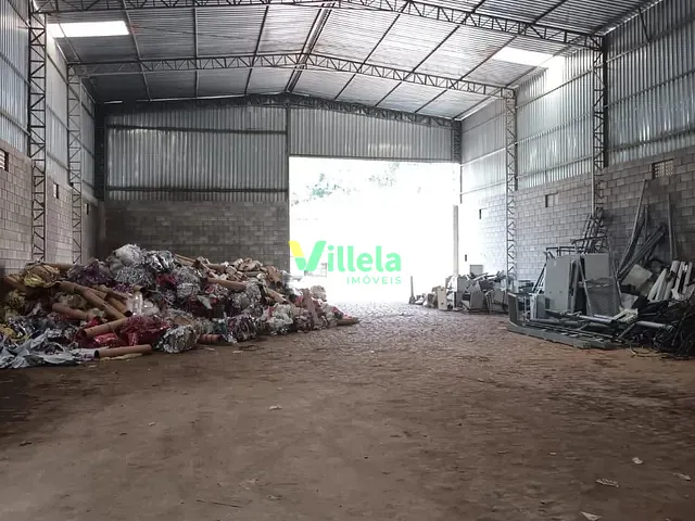 Galpão / Barracão com 2200m², para alugar, no bairro Veraneio Maracanã em Itaquaquecetuba