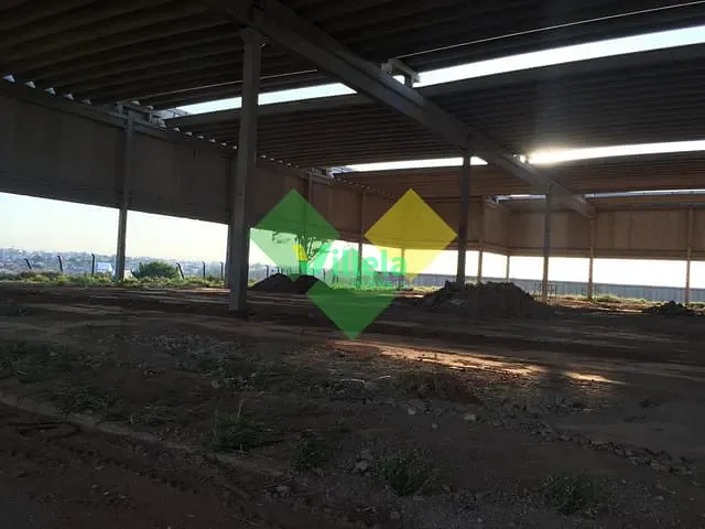 Galpão / Barracão com 18000m², à venda ou para alugar, no bairro Jardim Zélia em Itaquaquecetuba