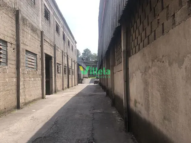 Galpão / Barracão com 21000m², à venda, no bairro Rio Abaixo em Itaquaquecetuba