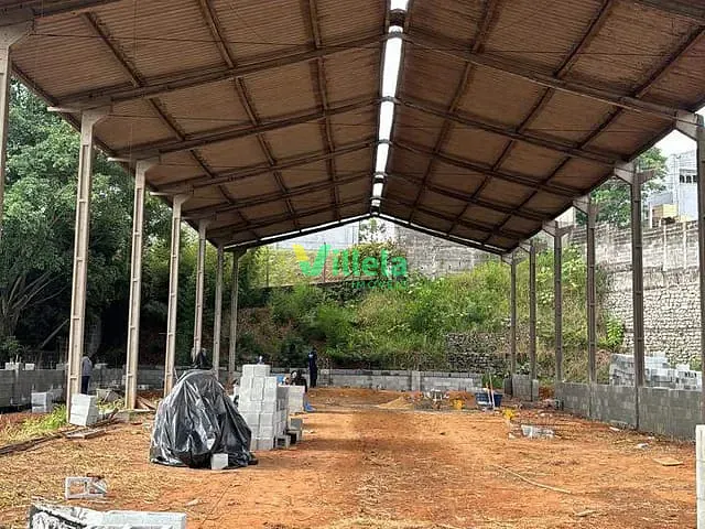 Galpão / Barracão com 2170m², para alugar, no bairro Parque São Pedro em Itaquaquecetuba