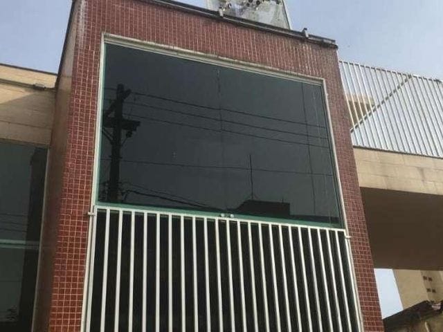 Galpão / Barracão com 2200m², à venda ou para alugar, no bairro Cambuci em São Paulo