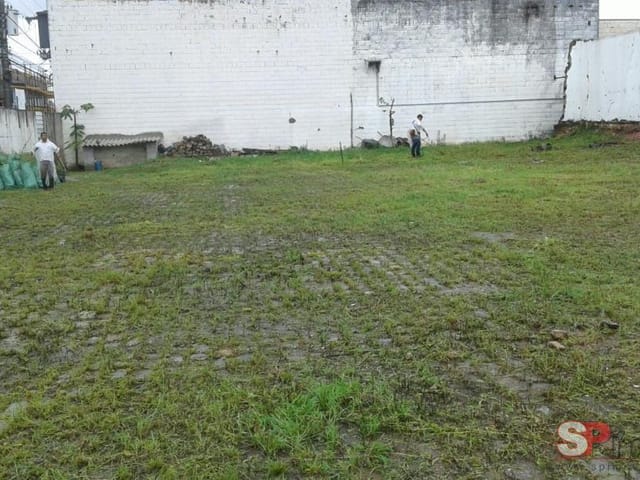 Terreno com 1350m², para alugar, no bairro Parque Novo Mundo em São Paulo