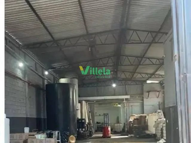 Galpão / Barracão com 665m², à venda, no bairro Parque São Pedro em Itaquaquecetuba