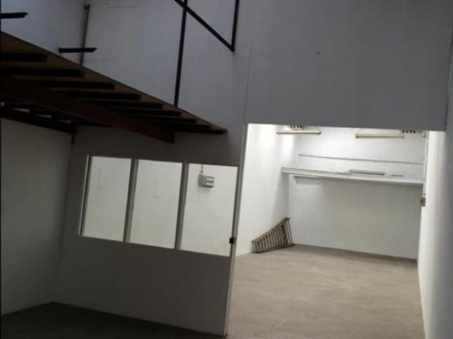Galpão / Barracão à venda, no bairro Chácara Santo Antônio (Zona Sul) em São Paulo