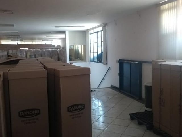 Galpão / Barracão com 700m², para alugar, no bairro Parque Peruche em São Paulo