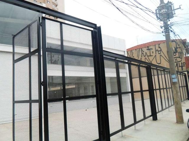 Galpão / Barracão com 854m², para alugar, no bairro Vila Carrão em São Paulo