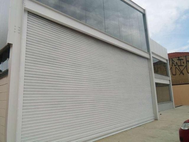Galpão / Barracão com 854m², para alugar, no bairro Vila Carrão em São Paulo