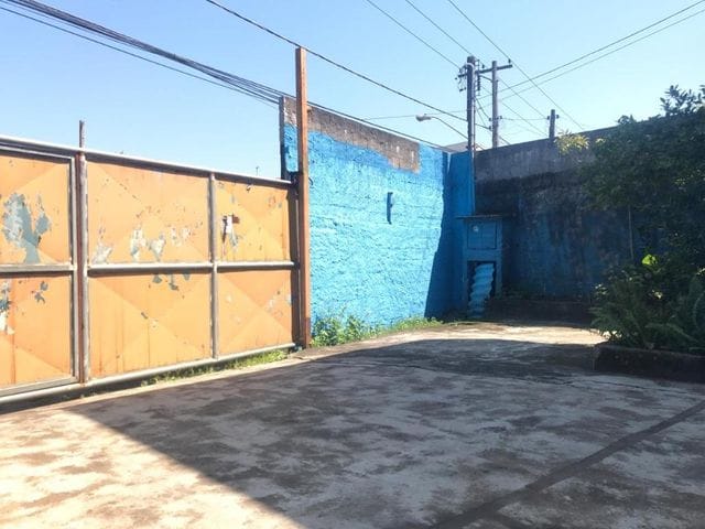 Galpão / Barracão com 500m², à venda, no bairro Vila Cascatinha em São Vicente