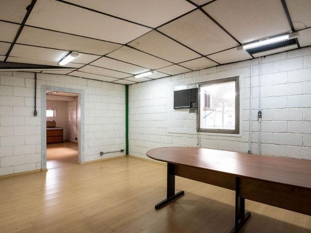 Galpão / Barracão com 2800m², à venda ou para alugar, no bairro Distrito Industrial em Valinhos