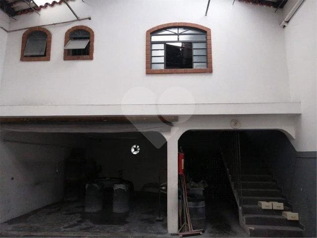 Galpão / Barracão à venda, no bairro Vila Bertioga em São Paulo