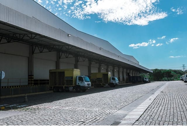 Galpão / Barracão com 36000000m², à venda, no bairro Vila Sul Americana em Carapicuíba