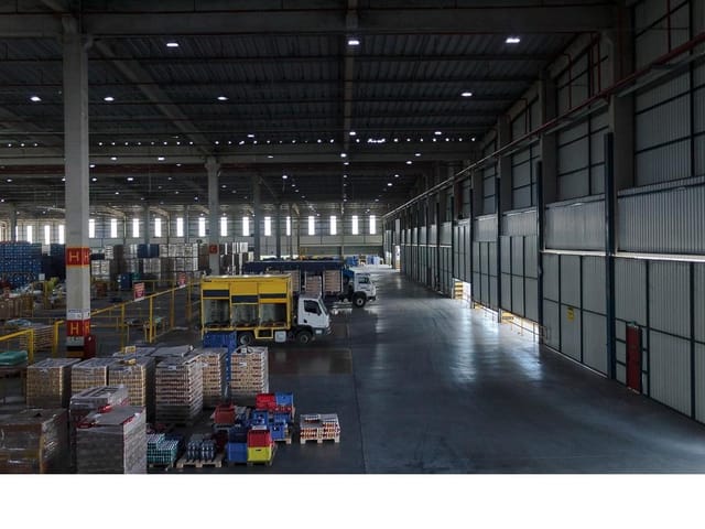 Galpão / Barracão com 36000000m², à venda, no bairro Vila Sul Americana em Carapicuíba