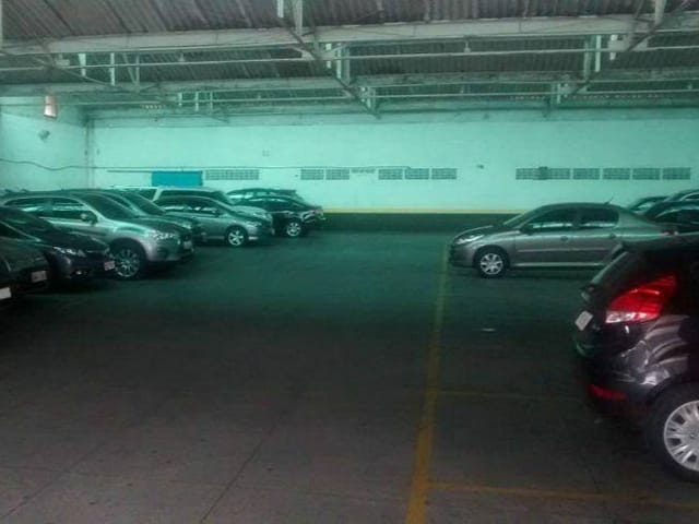 Galpão / Barracão com 1500m², para alugar, no bairro Moema em São Paulo