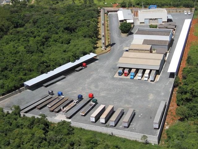 Galpão / Barracão com 25000m², à venda ou para alugar, no bairro Iporanga em Sorocaba