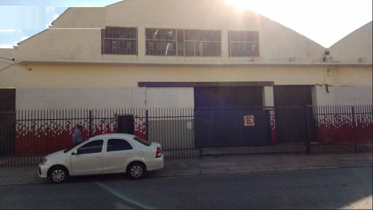 Galpão / Barracão com 2000m², para alugar, no bairro Vila Guilherme em São Paulo