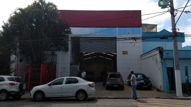 Galpão / Barracão com 906m², para alugar, no bairro Jardim Independência em São Paulo