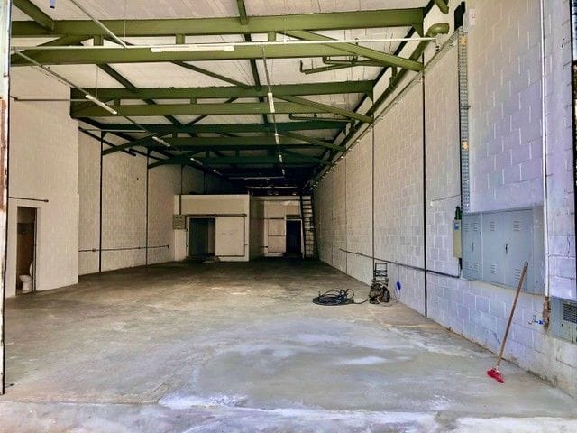 Galpão / Barracão com 330m², para alugar, no bairro Jaguaré em São Paulo