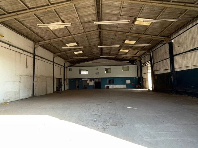 Galpão / Barracão com 500m², para alugar, no bairro Vila Carrão em São Paulo