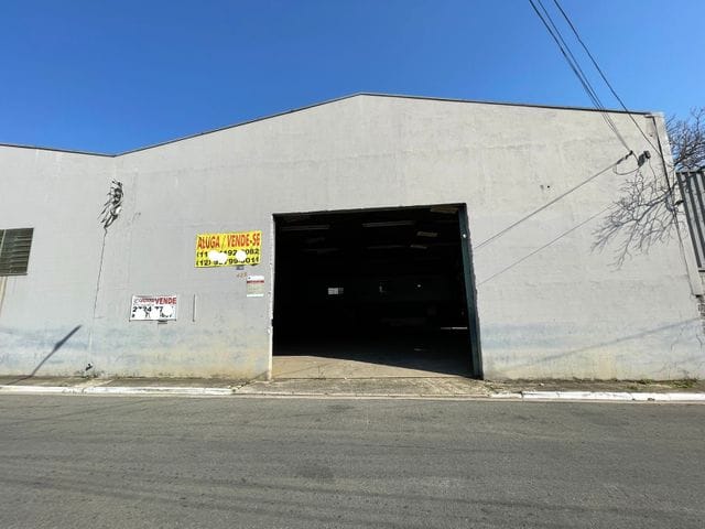 Galpão / Barracão com 500m², para alugar, no bairro Vila Carrão em São Paulo
