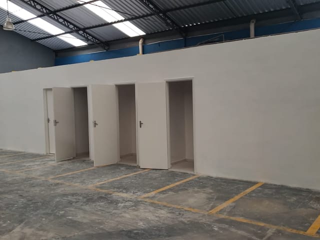 Galpão / Barracão com 1740m², para alugar, no bairro Vila Leopoldina em São Paulo
