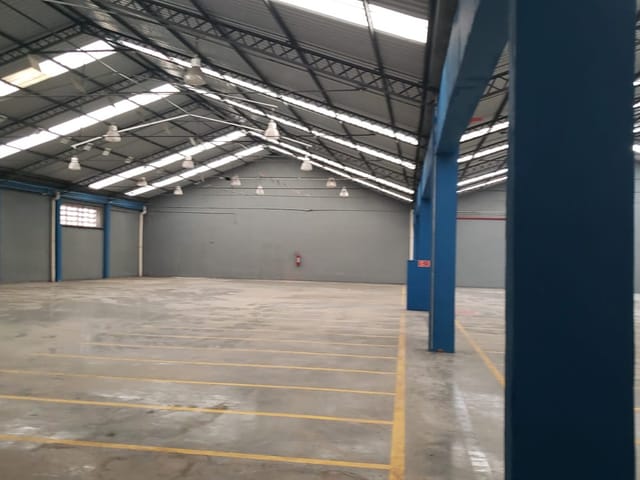 Galpão / Barracão com 1740m², para alugar, no bairro Vila Leopoldina em São Paulo