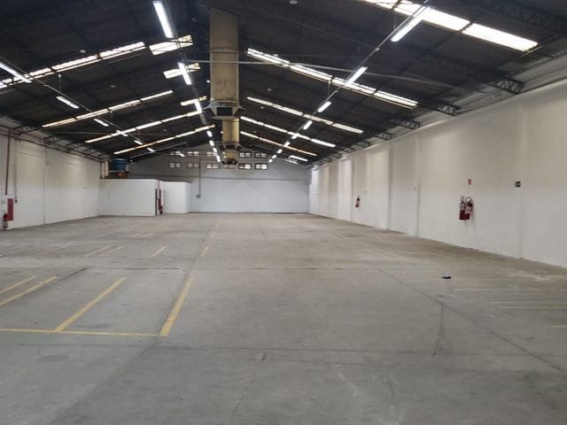 Galpão / Barracão com 1273m², para alugar, no bairro Vila Leopoldina em São Paulo