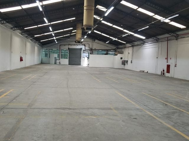 Galpão / Barracão com 1273m², para alugar, no bairro Vila Leopoldina em São Paulo
