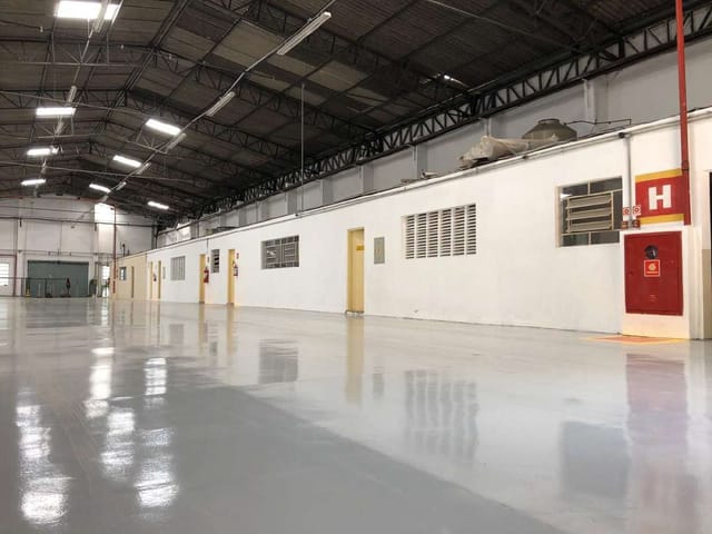 Galpão / Barracão com 11300m², para alugar, no bairro Vila Ribeiro de Barros em São Paulo