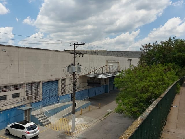 Galpão / Barracão com 3328m², para alugar, no bairro Vila Leopoldina em São Paulo