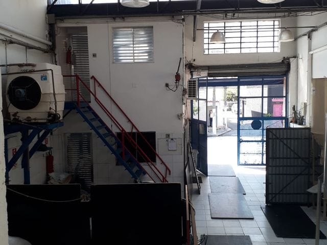 Galpão / Barracão com 330m², à venda, no bairro Mooca em São Paulo
