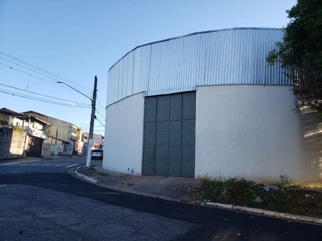 Galpão / Barracão com 500m², para alugar, no bairro Cidade Líder em São Paulo