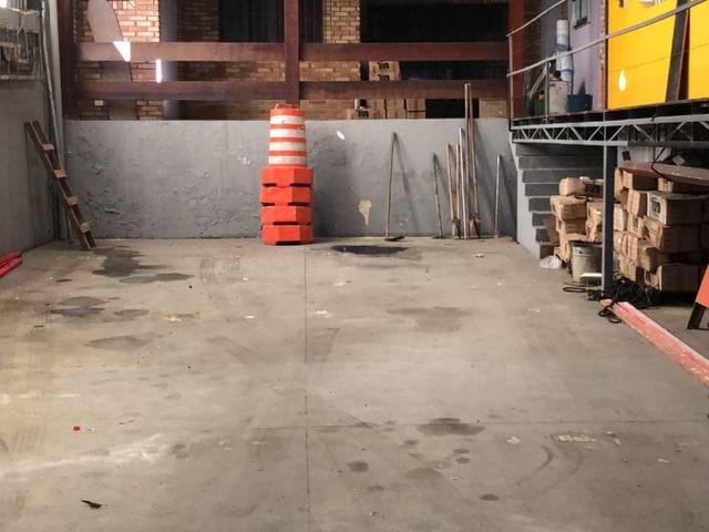 Galpão / Barracão com 250m², para alugar, no bairro Vila Rio Branco em São Paulo