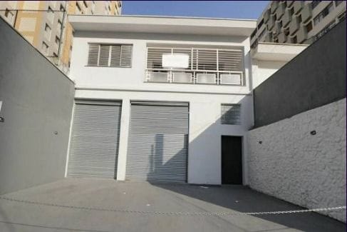 Galpão / Barracão com 700m², à venda ou para alugar, no bairro Vila Gomes Cardim em São Paulo