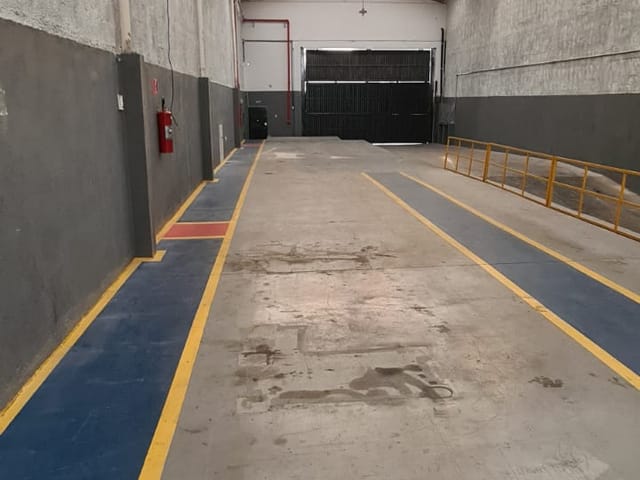 Galpão / Barracão com 1100m², para alugar, no bairro Vila Bela em São Paulo