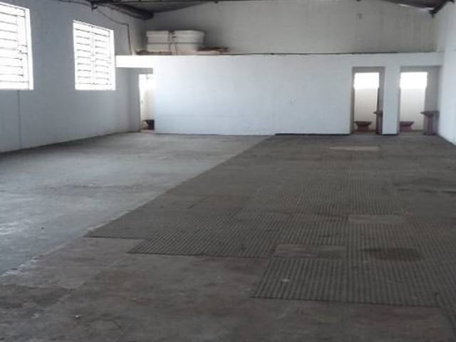 Galpão / Barracão com 1080m², para alugar, no bairro Chácara Belenzinho em São Paulo