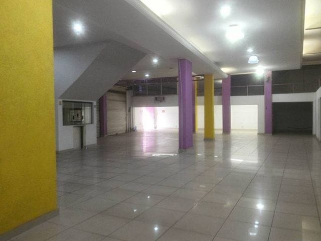Galpão / Barracão com 591m², para alugar, no bairro Vila Guilherme em São Paulo