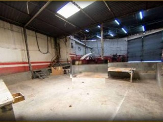 Galpão / Barracão com 550m², para alugar, no bairro Parque Novo Mundo em São Paulo