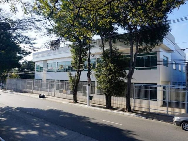 Galpão / Barracão com 4000m², para alugar, no bairro Jardim Maringá em São Paulo
