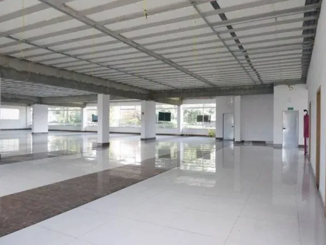 Galpão / Barracão com 4000m², para alugar, no bairro Jardim Maringá em São Paulo