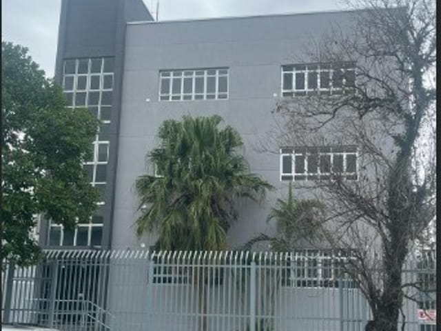 Galpão / Barracão com 1032m², para alugar, no bairro Vila Anastácio em São Paulo