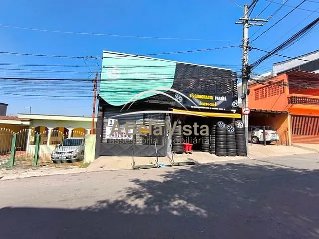 Galpão / Barracão com 430m², para alugar, no bairro Jardim Roberto em Osasco