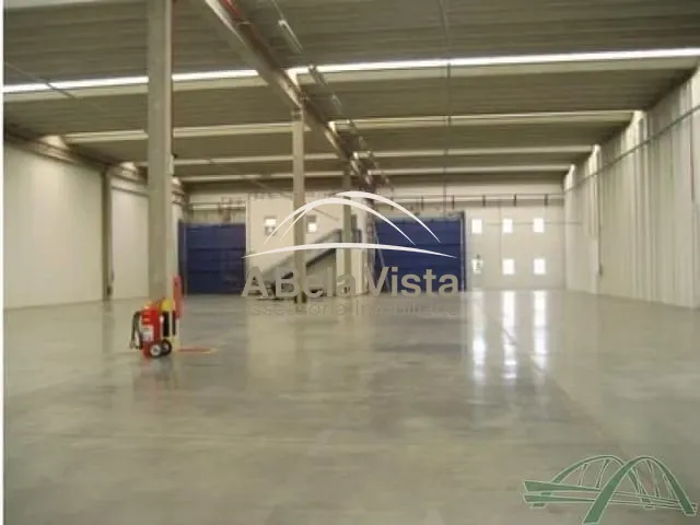 Galpão / Barracão com 2800m², para alugar, no bairro Industrial Anhangüera em Osasco