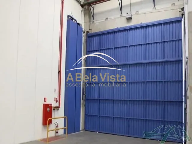 Galpão / Barracão com 2800m², para alugar, no bairro Industrial Anhangüera em Osasco