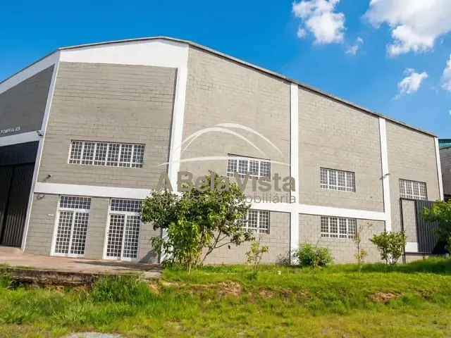 Galpão / Barracão com 1450m², à venda, no bairro Chácaras Marco em Barueri