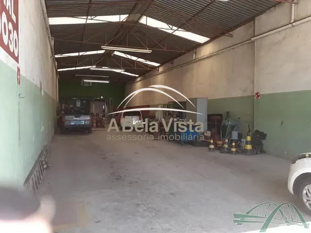 Galpão / Barracão à venda, no bairro Km 18 em Osasco