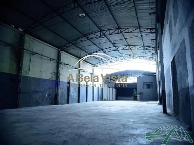 Galpão / Barracão com 600m², para alugar, no bairro Água Branca em São Paulo