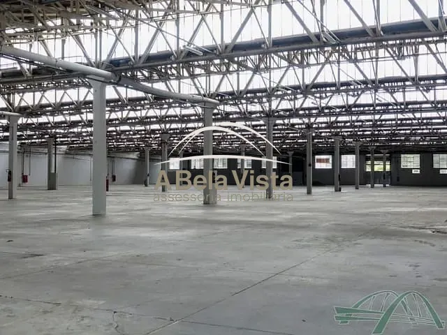 Galpão / Barracão com 600m², para alugar, no bairro Vila Leopoldina em São Paulo