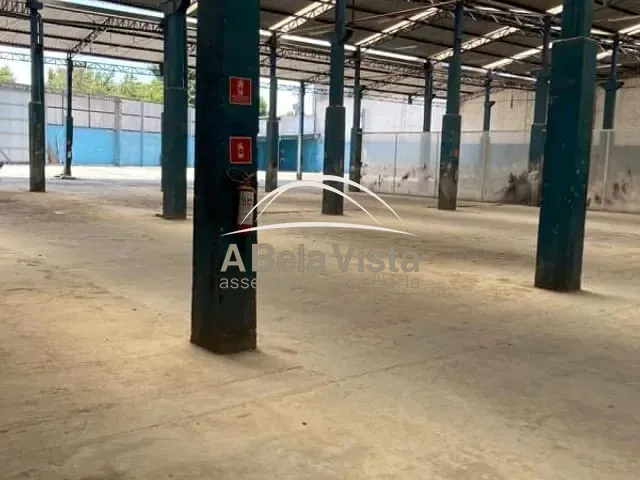 Galpão / Barracão para alugar, no bairro Bonfim em Osasco