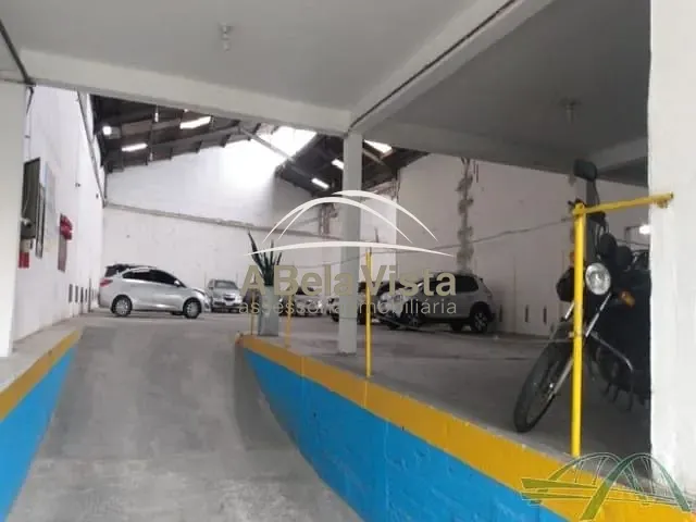 Galpão / Barracão com 1288m², para alugar, no bairro Vila Sao Francisco (Zona Sul) em São Paulo